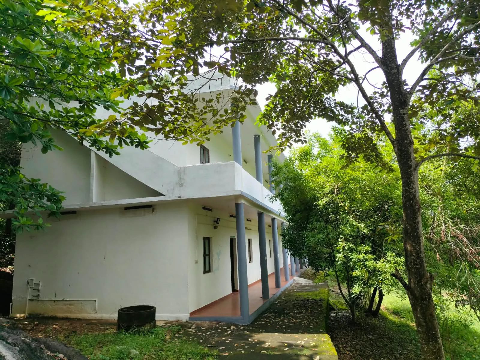 South Academic Wing & Student Courtyard